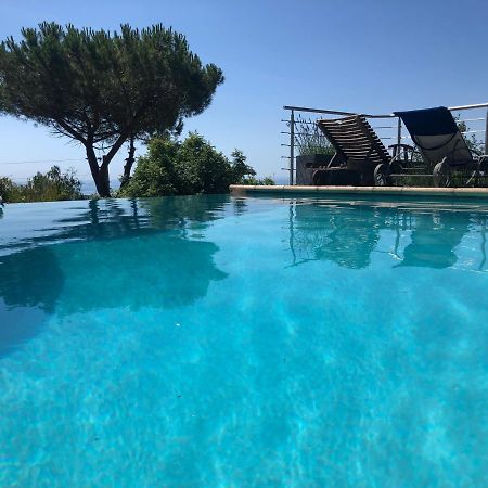 "Aux Balcons Du Riou" Avec Vue Mer 180 Degres Vence Eksteriør bilde