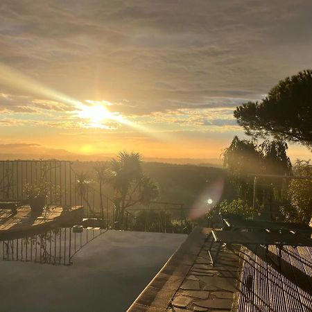 "Aux Balcons Du Riou" Avec Vue Mer 180 Degres Vence Eksteriør bilde